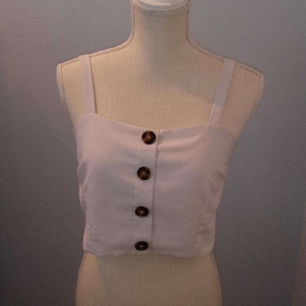 White crop top